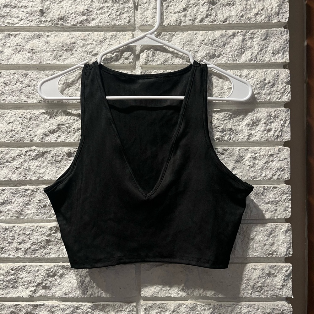 SHEIN Black V-Neck Tank Top